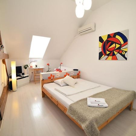 Studio Apartment White Загреб Экстерьер фото